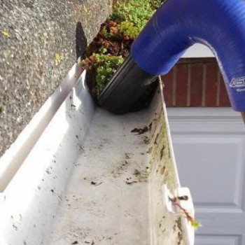 Pole-Position-Gutters-Official-Image-Vacuum-660x440_c Pole-Position-Gutters-Official-Image-Vacuum-660x440_c